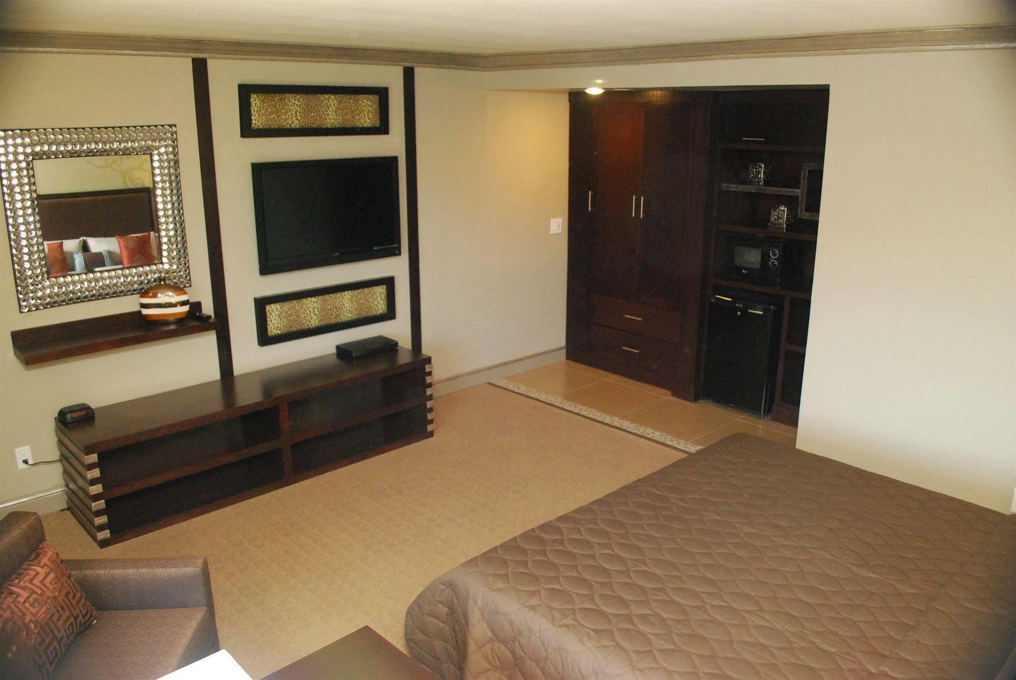 Friendly Hills Inn Whittier Esterno foto