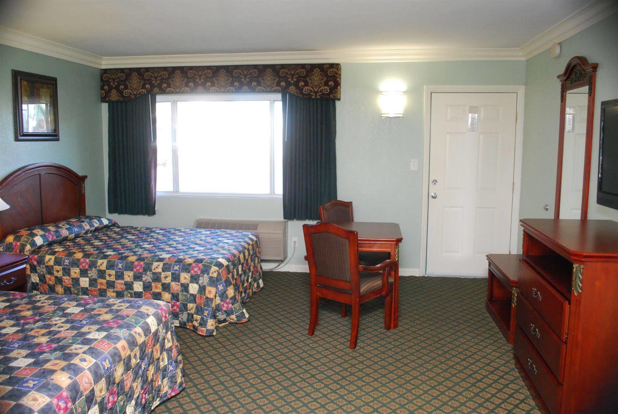 Friendly Hills Inn Whittier Esterno foto