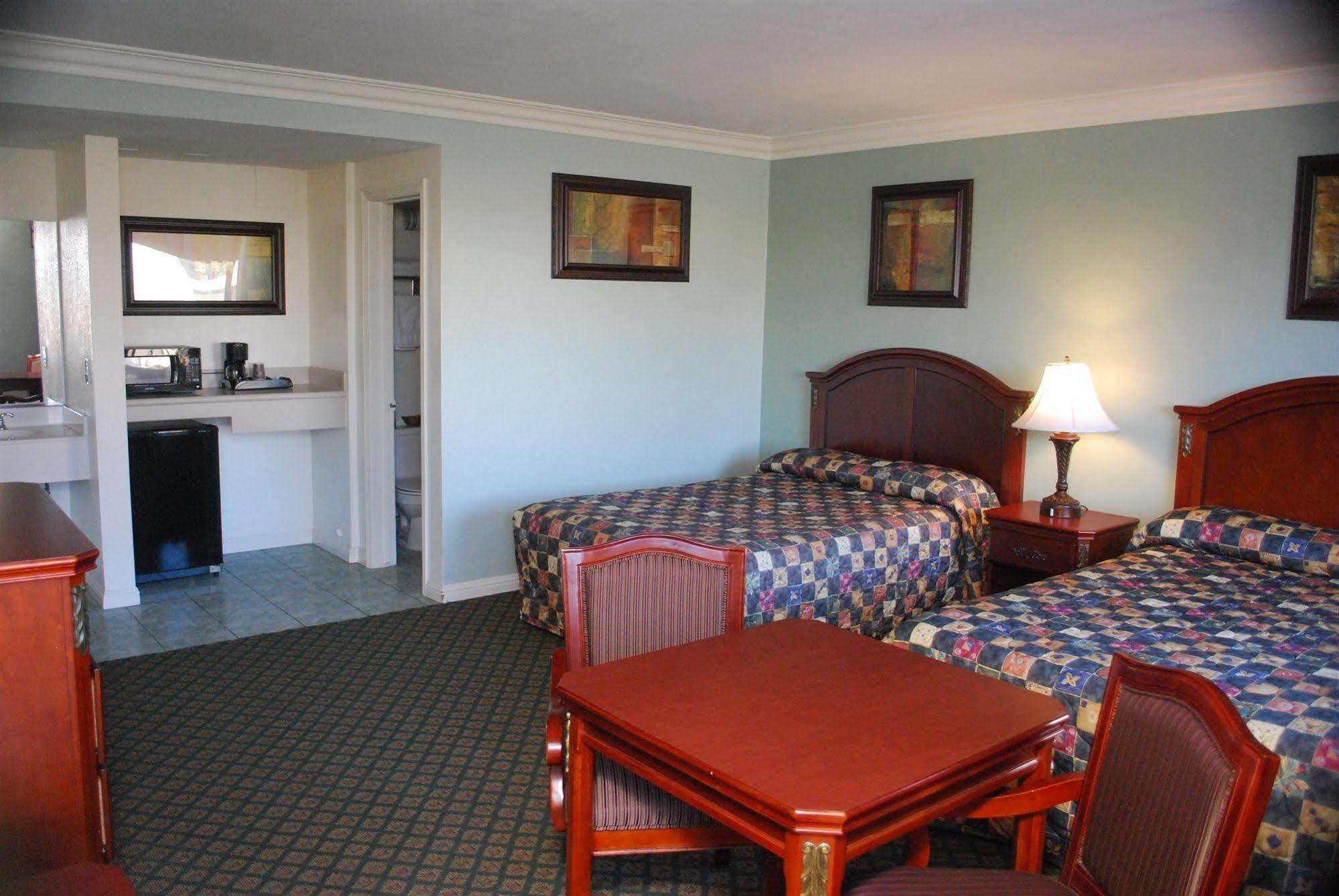 Friendly Hills Inn Whittier Esterno foto