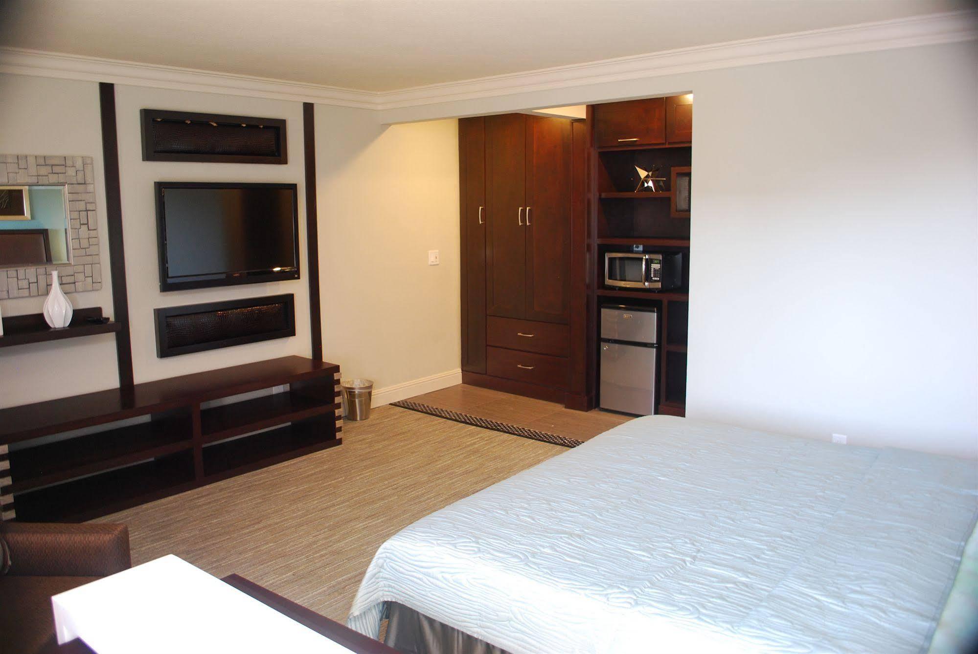 Friendly Hills Inn Whittier Esterno foto